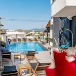 Sunshine Hotel 3*