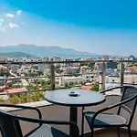 Sunshine Hotell 3*