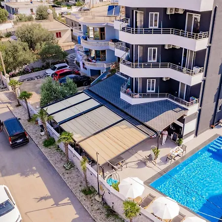 Sunshine Hotel 3*