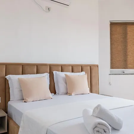 Sunshine Hotel