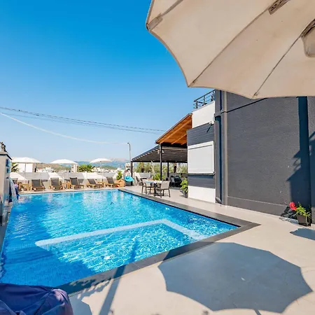 Sunshine Hotel 3*