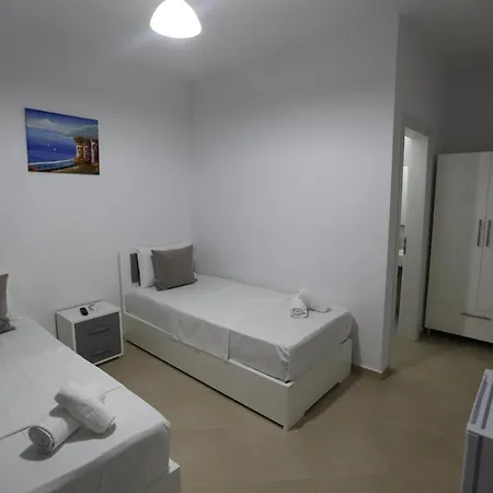 Sunshine Hotel Ksamil