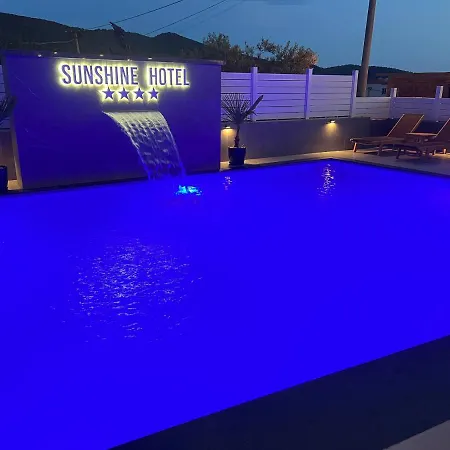 Sunshine Hotel 3*