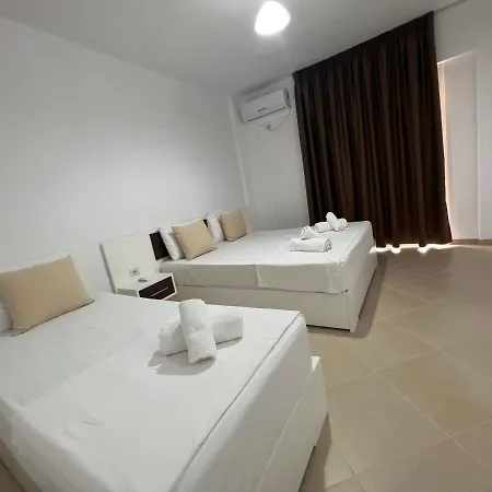 Sunshine Hotel 3*