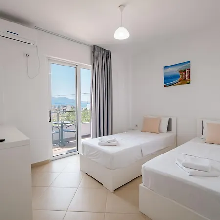 Sunshine Hotel Ksamil