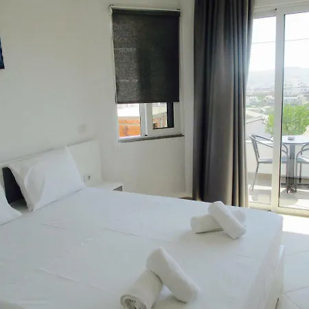 Sunshine Hotel